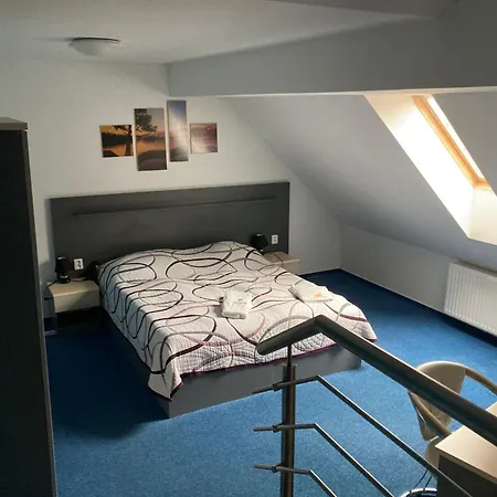 Grasel 3* Nové Syrovice